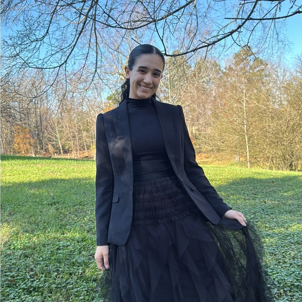 Elegant Black Tulle Skirt - Picture 1 of 2